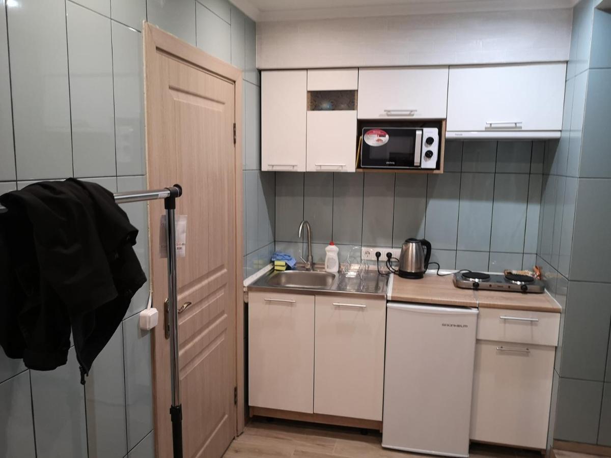 Freedom Apartment On Bazarna Str Lviv Dış mekan fotoğraf
